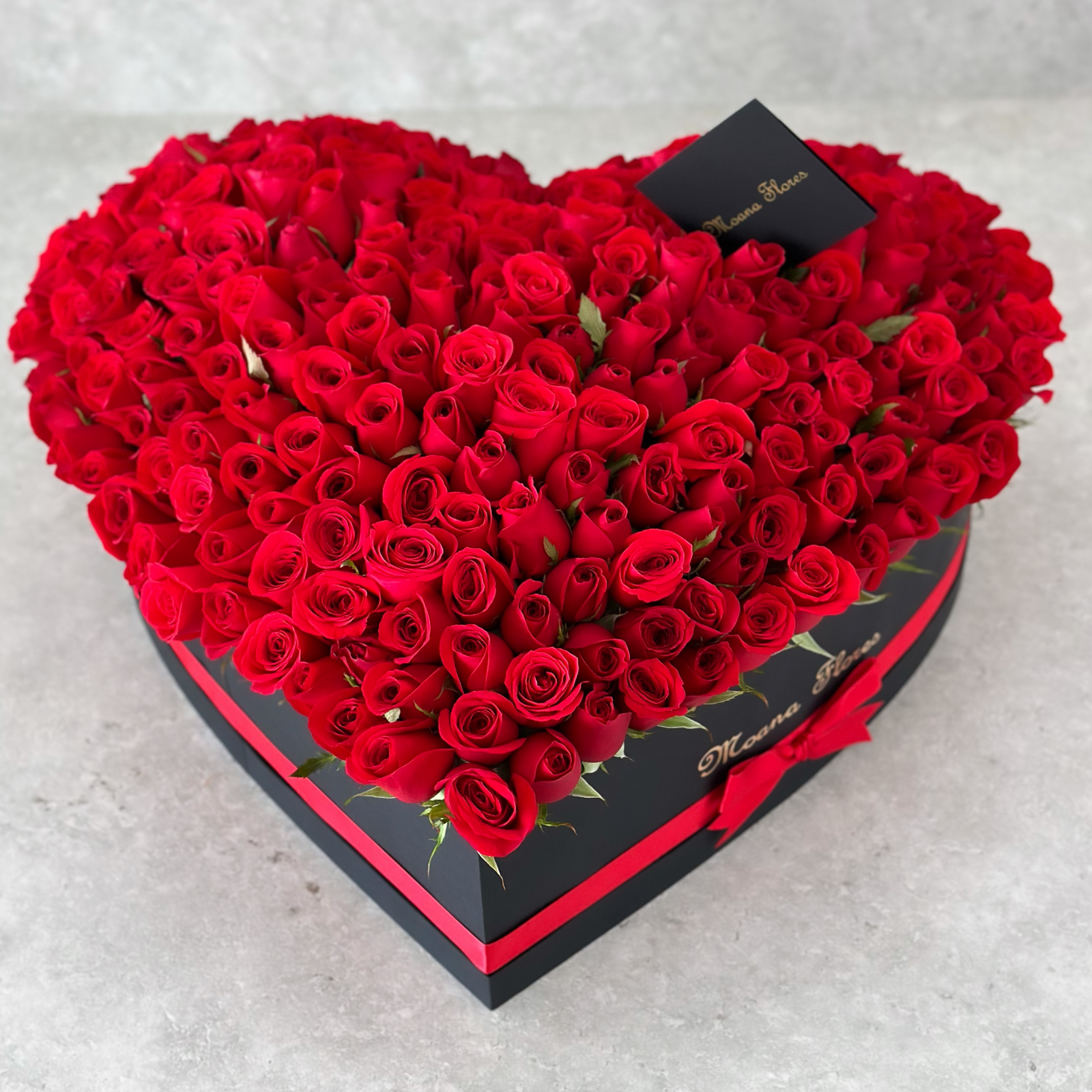 Rosas rojas con volumen.