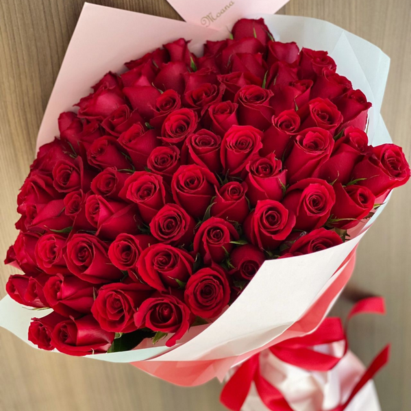 Bouquet de rosas rojas 70 rosas.