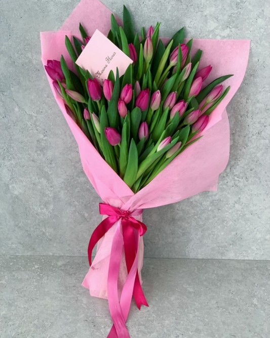 Bouquet de tulipanes rosas