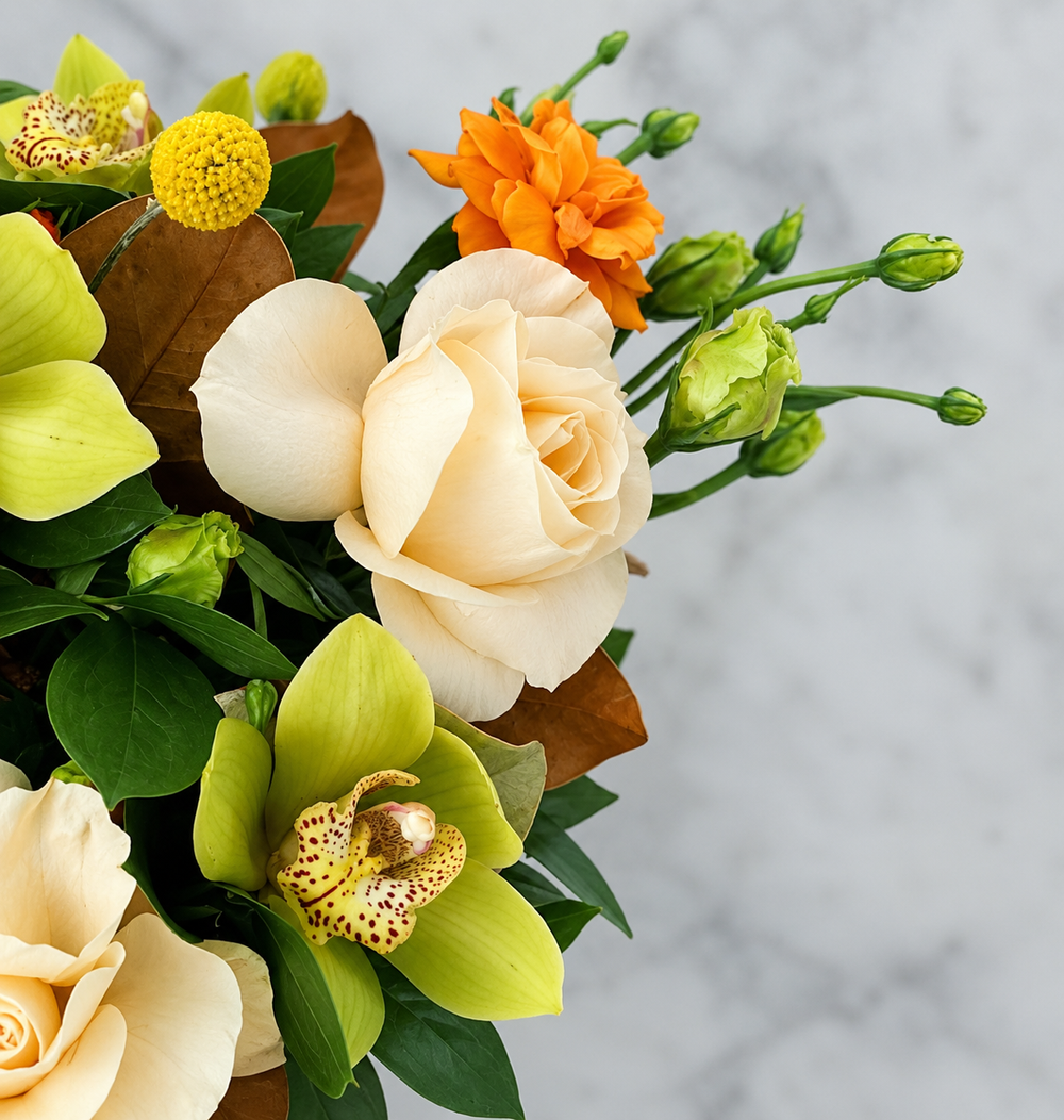 Rosas y orquídeas